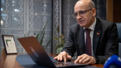 Hazine ve Maliye Bakanı Şimşek, AA'nın "Yılın Kareleri" oylamasına katıldı:
