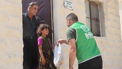 İHH, 2023'te Suriye'de 570 bin savaş mağduruna yardım ulaştırdı