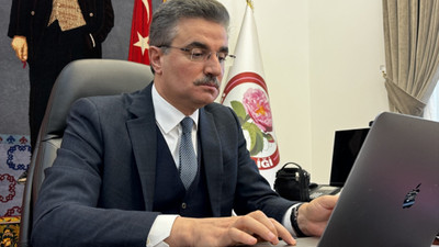 Isparta Valisi Aydın Baruş, AA'nın "Yılın Kareleri" oylamasına katıldı