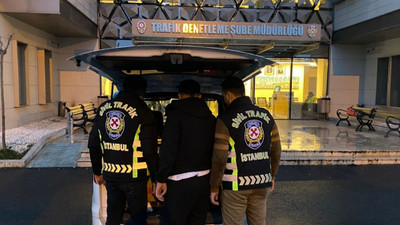 Kadıköy'de trafiği tehlikeye düşüren sürücünün ehliyeti iptal edildi