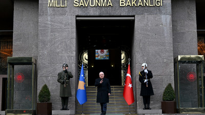 Milli Savunma Bakanı Güler, Kosovalı mevkidaşı Maqedonci ile görüştü