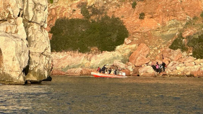 Muğla'da mahsur kalan 17 düzensiz göçmen kurtarıldı