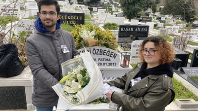 Sanatçı Ferdi Özbeğen kabri başında anıldı