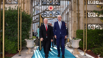 TBMM Başkanı Kurtulmuş, KKTC Cumhuriyet Meclisi Başkanı Töre ile bir araya geldi