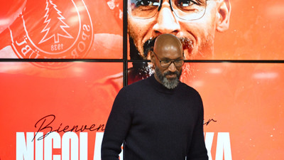 Ümraniyespor, yeni CEO'su Nicolas Anelka ile bir yıllık sözleşme imzaladı