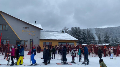 Yıldıztepe Kayak Merkezi'nde tatil yoğunluğu sürüyor
