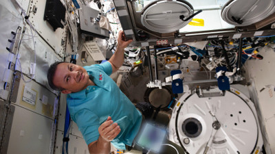 Astronot Alper Gezeravcı, bugün "gMetal" deneyini yaptı