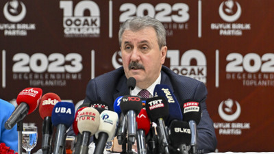 Mustafa Destici sokak köpekleri sorununu Sivas’ta Atatürk’ün tamimi ile çözecek