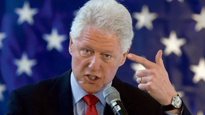 Eski ABD Başkanı Bill Clinton'ın pedofili davasında adı geçtiği kanıtlandı