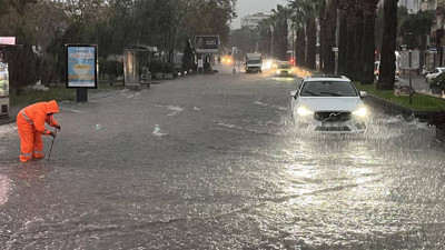 Çanakkale'de kuvvetli yağış beklentisi yüzünden motokurye kararı