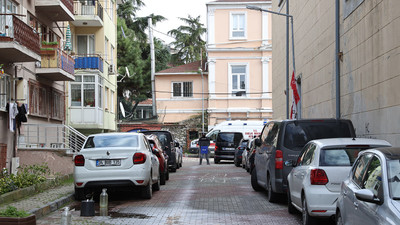 Kiliseye gelen İstanbul Valisi Gül’den ilk açıklama