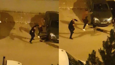 Aracın sileceklerini kıran kişiyi kırdığı sileceklerle dövdüler