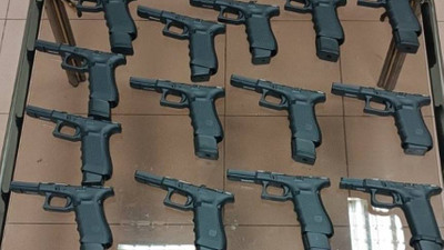 Gümrükte Türk vatandaşında 18 tabanca çıktı: "Çocuklara oyuncak olsun diye aldım"