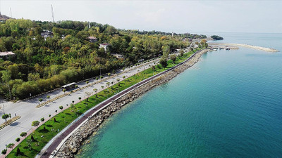 Van'ın 50 yıllık hayali! 12 km’lik Van Gölü Sahil Yolu açıldı