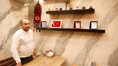6 ŞUBAT DEPREMLERİNİN BİRİNCİ YILI - Deprem sabahı dağıttığı menüyü yine ücretsiz ikram edecek