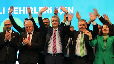 AK Parti Genel Başkan Yardımcısı Yalçın, Burdur'da aday tanıtım toplantısında konuştu: