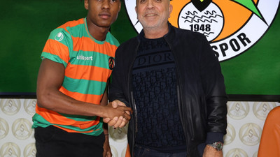 Alanyaspor, Nijeryalı Akinlosotu'yu kadrosuna kattı