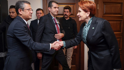 CHP Genel Başkanı Özel'den İYİ Parti Genel Başkanı Akşener'e taziye ziyareti