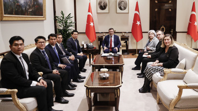 Cumhurbaşkanı Yardımcısı Yılmaz, Laos Başbakan Yardımcısı ve Dışişleri Bakanı Kommasith'i kabul etti