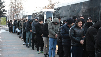 GÜNCELLEME - Erzurum merkezli "Sibergöz-20" operasyonunda yakalanan 71 zanlıdan 65'i tutuklandı
