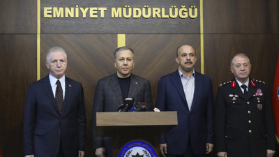 İçişleri Bakanı Yerlikaya, AK Parti Küçükçekmece Belediye Başkan adayı Aziz Yeniay'ın seçim çalışması sırasındaki saldırıya ilişkin 17 kişinin gözaltına alındığını bildirdi
