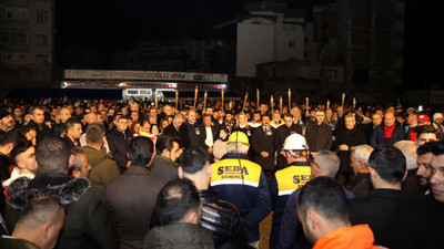 İskenderun'da 6 Şubat depremlerinde hayatını kaybedenler anıldı