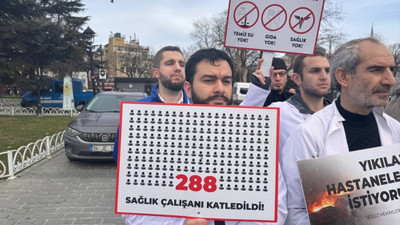 İstanbul'da doktorlar, Gazze'ye destek için sessiz yürüyüş düzenledi