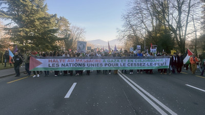 İsviçre'nin Cenevre kentinde Gazze için "ateşkes" talebiyle yürüyüş yapıldı