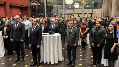 Kahramanmaraş merkezli 6 Şubat depremlerinde hayatını kaybedenler Berlin'de anıldı