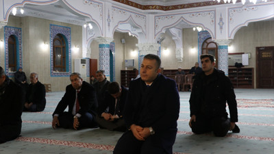 Kilis'te depremlerde hayatını kaybedenler için dua edildi
