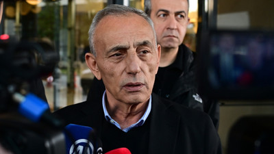 Küçükçekmece Belediye Başkanı Çebi, seçim çalışması sırasındaki saldırıda yaralanan kadının durumu hakkında bilgi aldı
