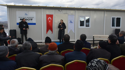 Malatya Malet Konteyner Kenti'ne Dokuz Eylül Üniversitesince yaptırılan mescit açıldı