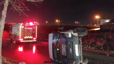 Manisa'da midibüsün devrilmesi sonucu 7 kişi yaralandı