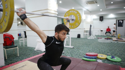 Milli halterci Harun Algül, Avrupa Şampiyonası'ndan altın madalyayla dönmek istiyor