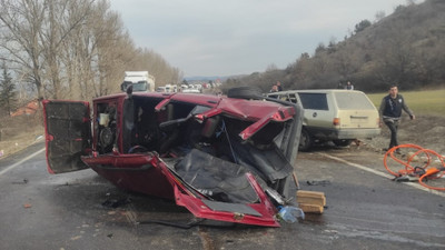 Nallıhan'daki trafik kazasında 3 kişi öldü, 3 kişi yaralandı
