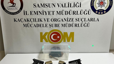 Samsun'da bir evde boa yılanı ele geçirildi
