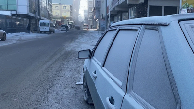 Bir ilimizde sıcaklıklar -32 dereceyi gördü! Araçlar buz tuttu, motorlar çalışmadı