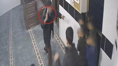 Camide skandal olay! Kur'an-ı Kerim eğitimi alan çocuklara bıçaklı tehdit