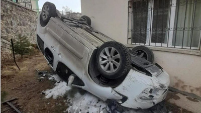 Erzurum'da freni çekilmeyen araç bahçe duvarından uçtu