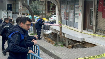 Güngören'de bir bina çökme tehlikesi nedeniyle boşaltıldı