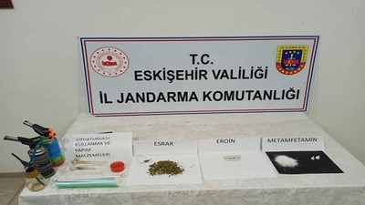Jandarma ekiplerinden zehir tacirlerine darbe