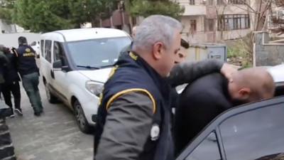 7 ilde “Kafes-36” operasyonu: Yurt dışı bağlantılı suç örgütü çökertildi!