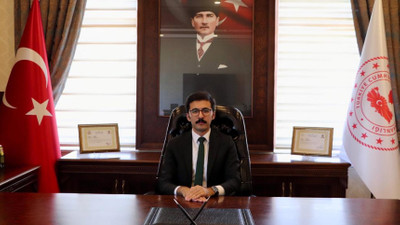 Genç kaymakam evinde ölü bulundu!