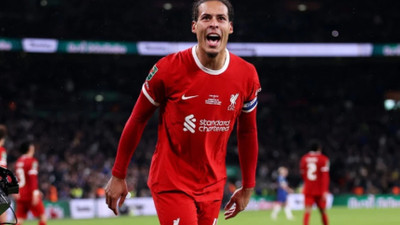 İngiltere Lig Kupası'nda şampiyon Liverpool