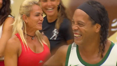 Survivor'a gelen Ronaldinho gülmekten kırdı geçirdi! Nagihan ile ilgili açıklamaları çok bomba
