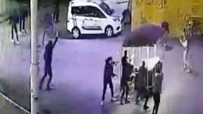 Taksim Meydanı’nda akılalmaz olay! Husumetlisine benzettiği adamı vurdu