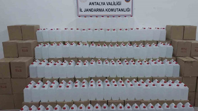 Jandarma ekipler neye uğradığını şaşırdı! Kamyondan tonlarca kaçak alkol çıktı