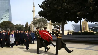 Çanakkale Zaferi uluslararası gündemde: Azerbaycan’da resmi tören düzenlendi!
