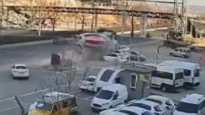Freni boşalan beton mikseri 7 aracı biçti