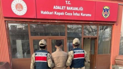 Jandarma ekipleri aranan şüphelilere göz açtırmıyor